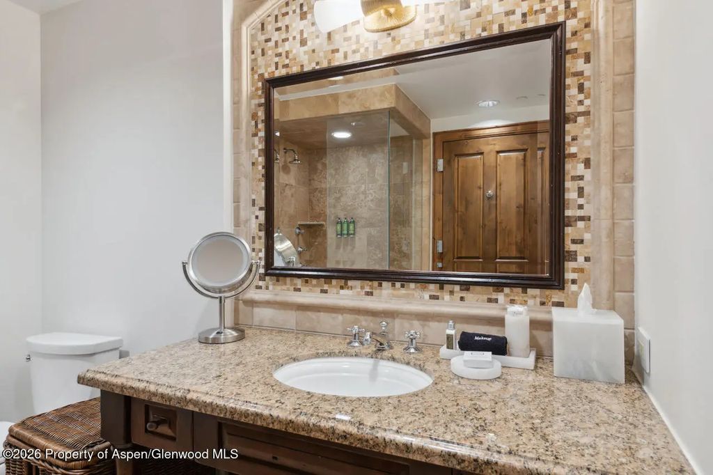 21 of 22 - 415 E Dean St. #32, Wk 9, Aspen, CO
