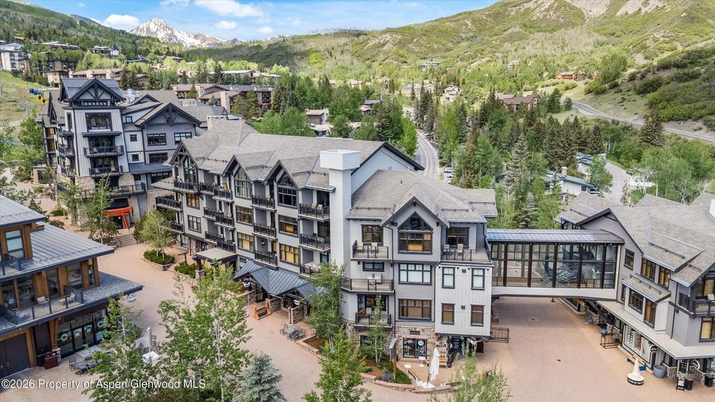 32 of 35 - 90 Carriage Way 3317, Snowmass Village, CO