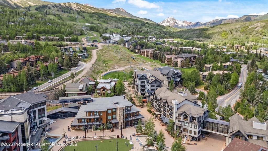 33 of 35 - 90 Carriage Way 3317, Snowmass Village, CO