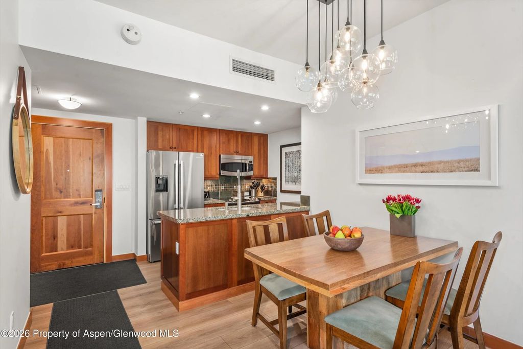 6 of 35 - 90 Carriage Way 3317, Snowmass Village, CO