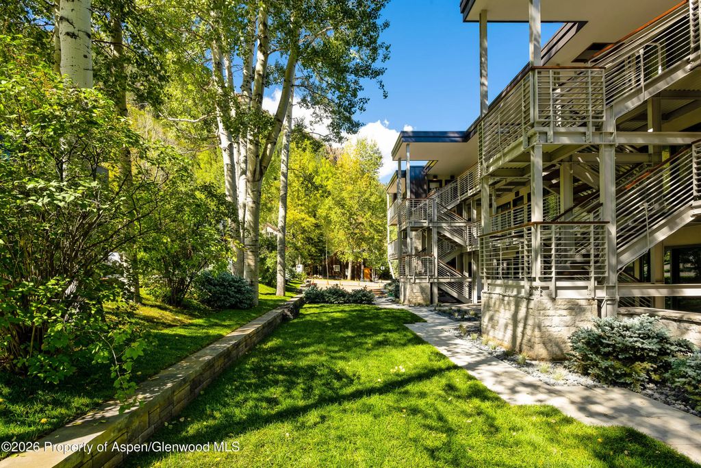 12 of 18 - 100 E Dean Street Unit 2b, Aspen, CO