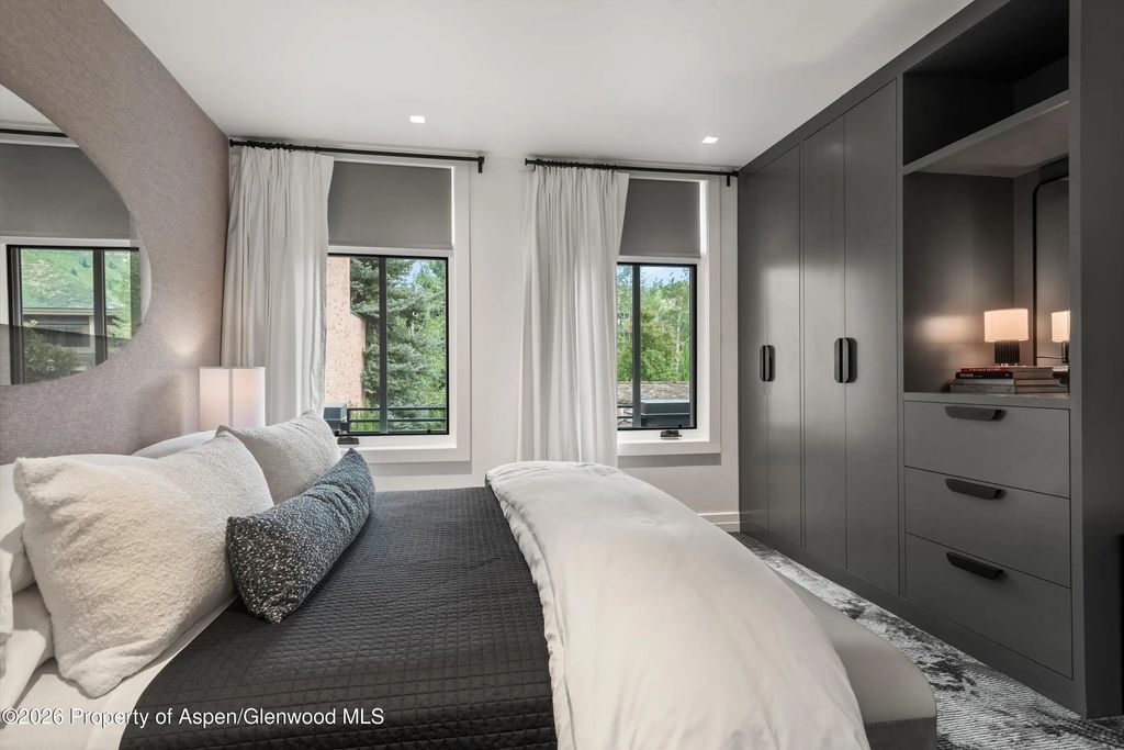21 of 50 - 627 E Hopkins Avenue 201, Aspen, CO
