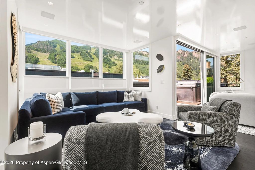 6 of 50 - 627 E Hopkins Avenue 201, Aspen, CO