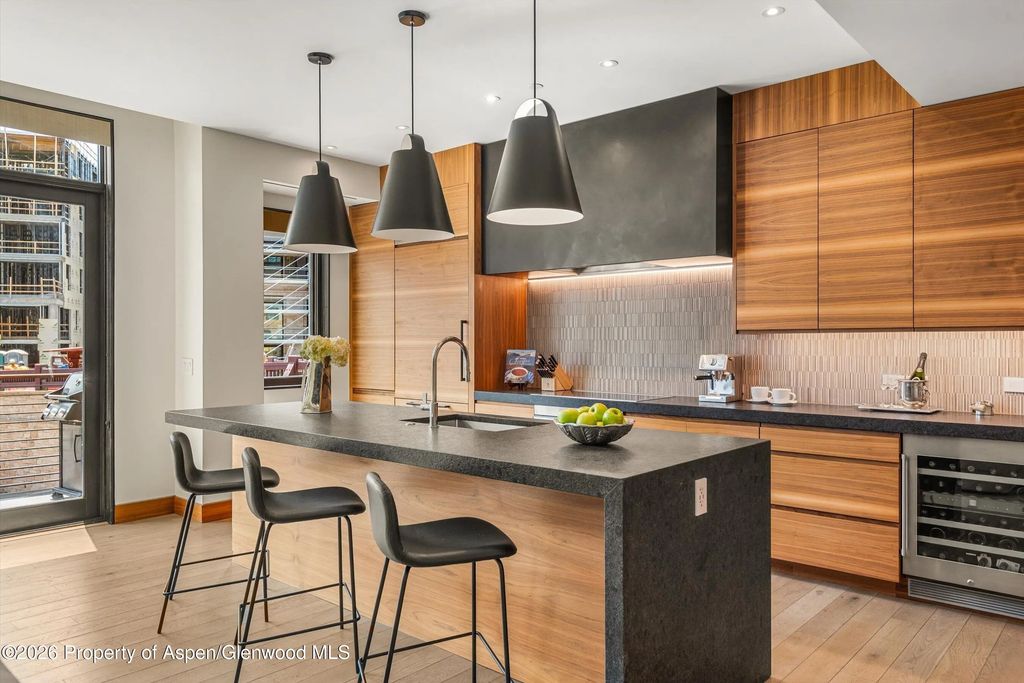 7 of 27 - 77 Wood Road 404 East, Snowmass Village, CO