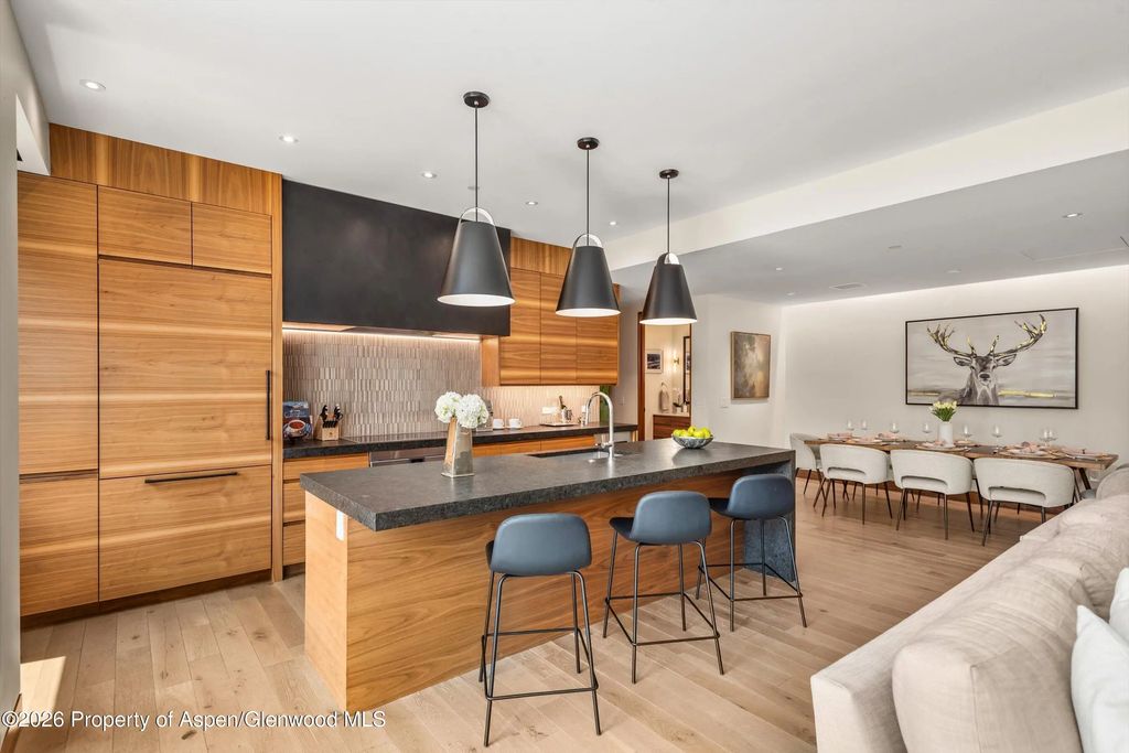 8 of 27 - 77 Wood Road 404 East, Snowmass Village, CO