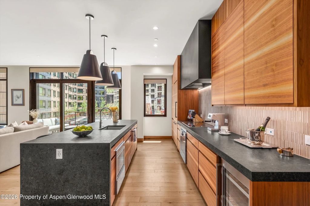 9 of 27 - 77 Wood Road 404 East, Snowmass Village, CO