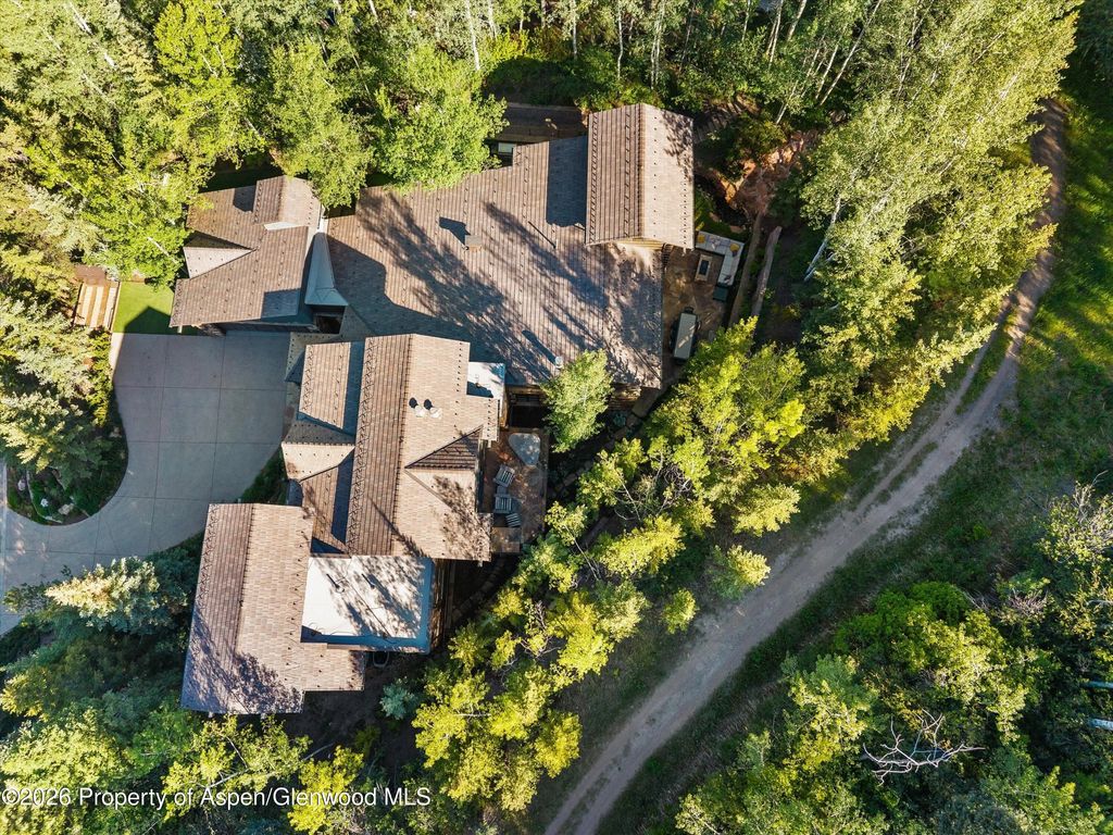 34 of 39 - 386 Pfister Drive, Aspen, CO