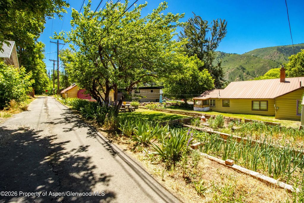 13 of 15 - 1122 Blake Avenue, Glenwood Springs, CO