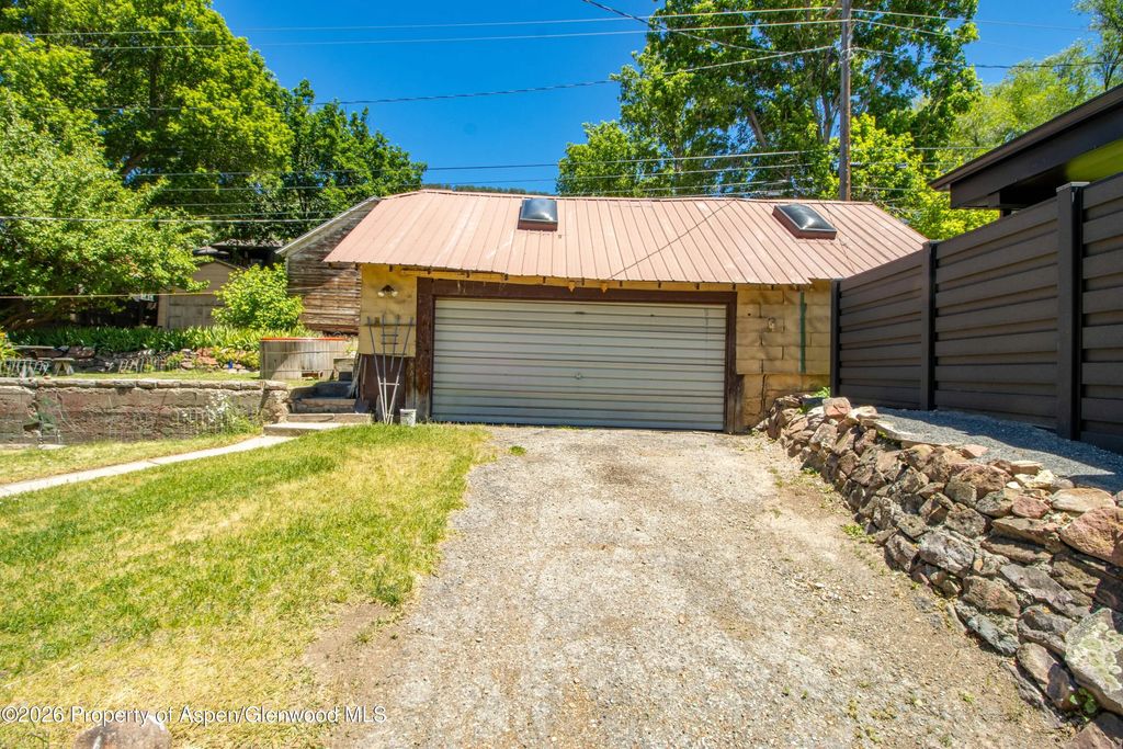 14 of 15 - 1122 Blake Avenue, Glenwood Springs, CO