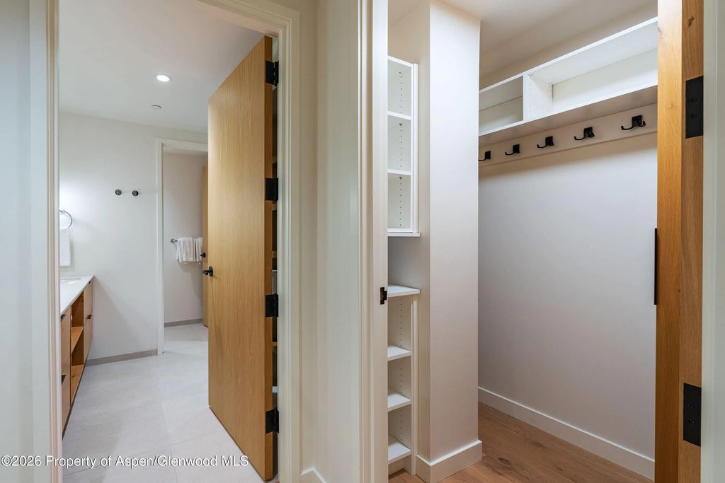 11 of 24 - 119 Wood Road 503, Snowmass Village, CO