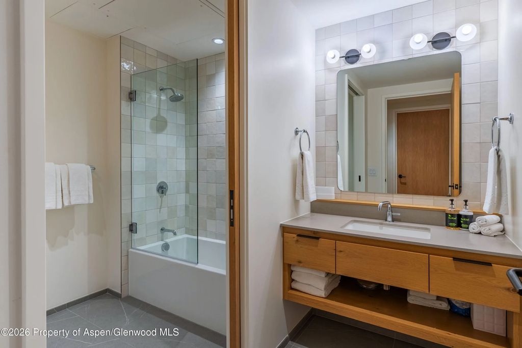 14 of 24 - 119 Wood Road 503, Snowmass Village, CO