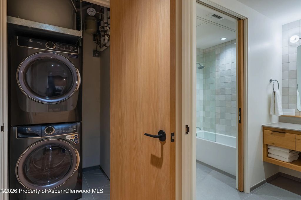 16 of 24 - 119 Wood Road 503, Snowmass Village, CO