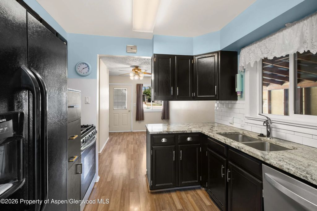 4 of 24 - 3001 Sopris Avenue, Glenwood Springs, CO