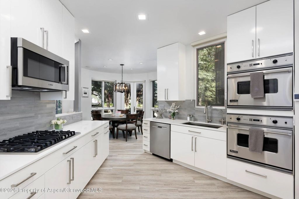 6 of 32 - 736 W Smuggler Street B, Aspen, CO