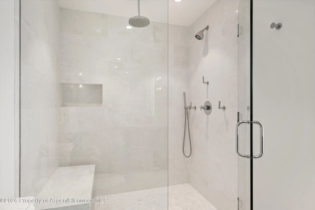 40 of 53 - 100 N Eighth Street 3, Aspen, CO