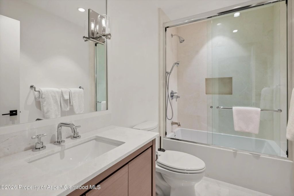 50 of 53 - 100 N Eighth Street 3, Aspen, CO