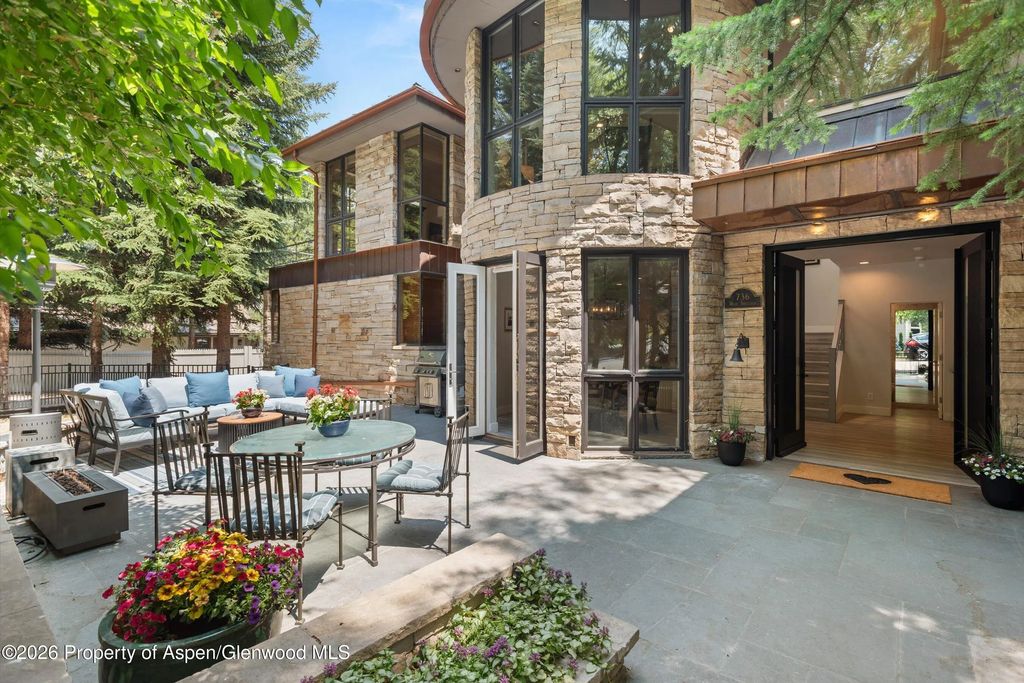 22 of 57 - 736 W Smuggler Street, Aspen, CO