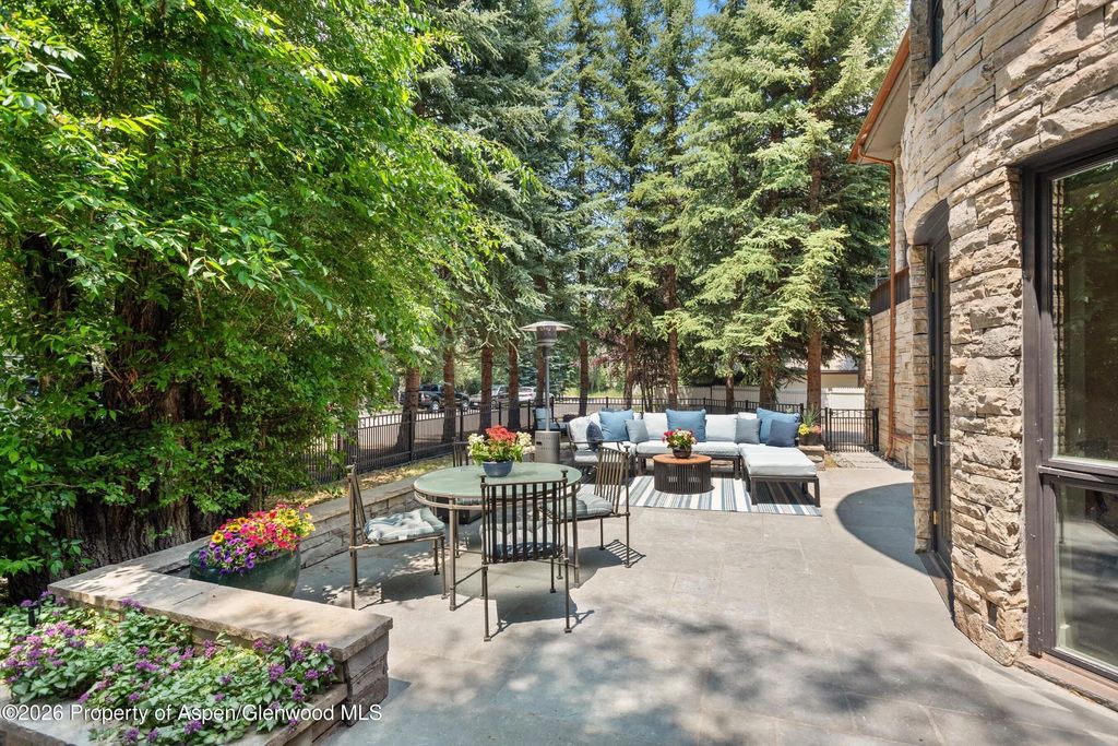 24 of 57 - 736 W Smuggler Street, Aspen, CO