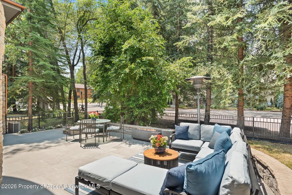 26 of 57 - 736 W Smuggler Street, Aspen, CO