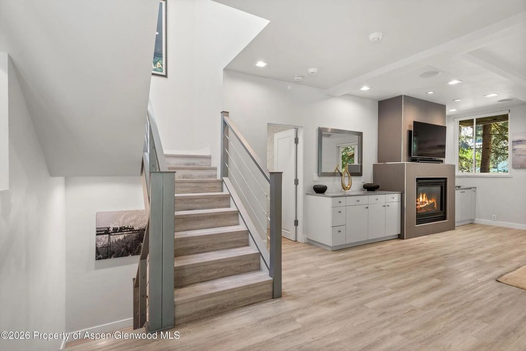27 of 57 - 736 W Smuggler Street, Aspen, CO