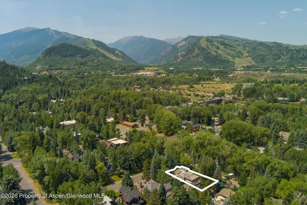55 of 57 - 736 W Smuggler Street, Aspen, CO