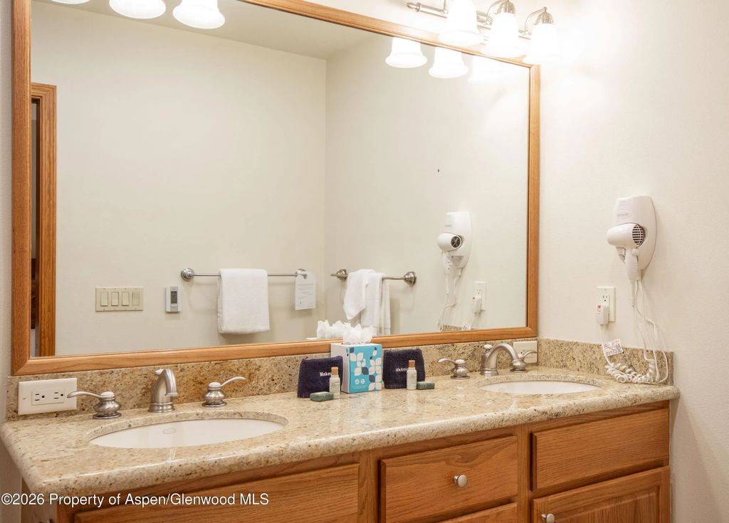 10 of 23 - 400 Wood Road 3209, Snowmass Village, CO