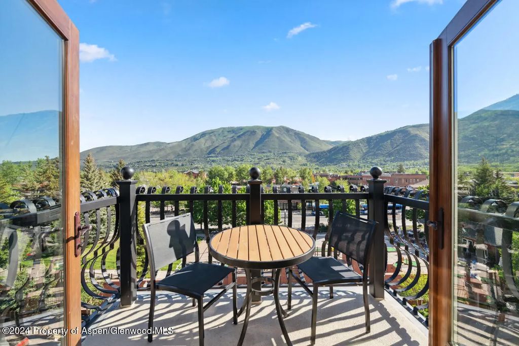 22 of 39 - 415 E Dean St, Unit 45, Week 12, Aspen, CO