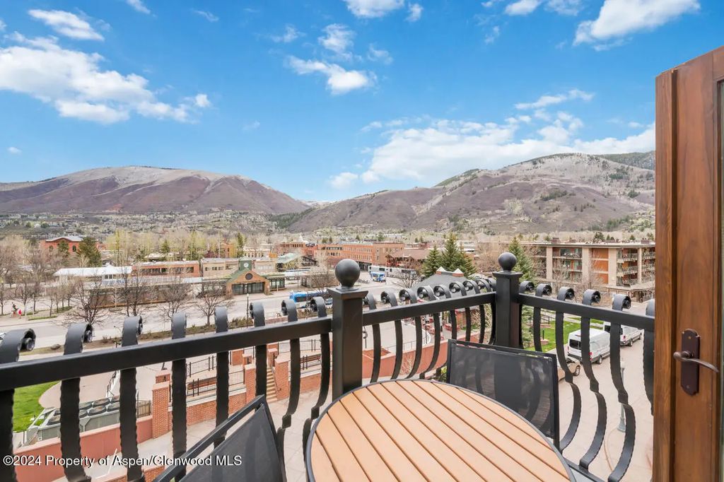 23 of 39 - 415 E Dean St, Unit 45, Week 12, Aspen, CO