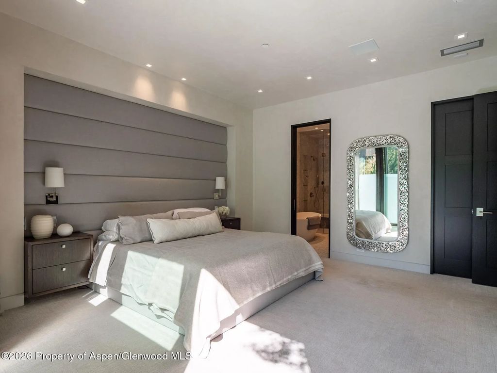 10 of 45 - 1154 E Cooper Avenue Unit B, Aspen, CO
