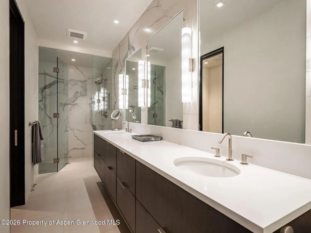 27 of 45 - 1154 E Cooper Avenue Unit B, Aspen, CO