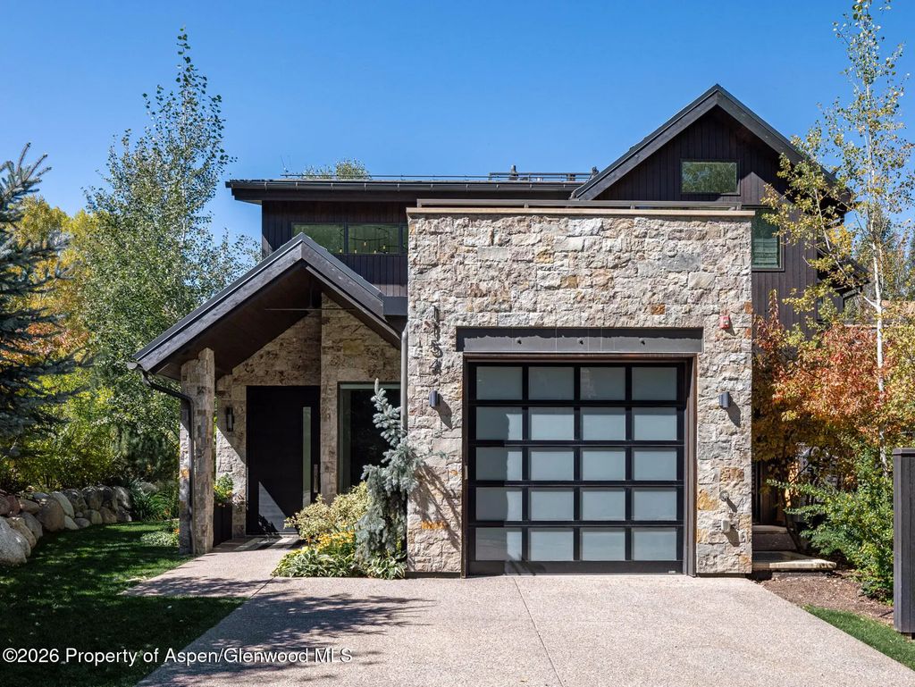 37 of 45 - 1154 E Cooper Avenue Unit B, Aspen, CO