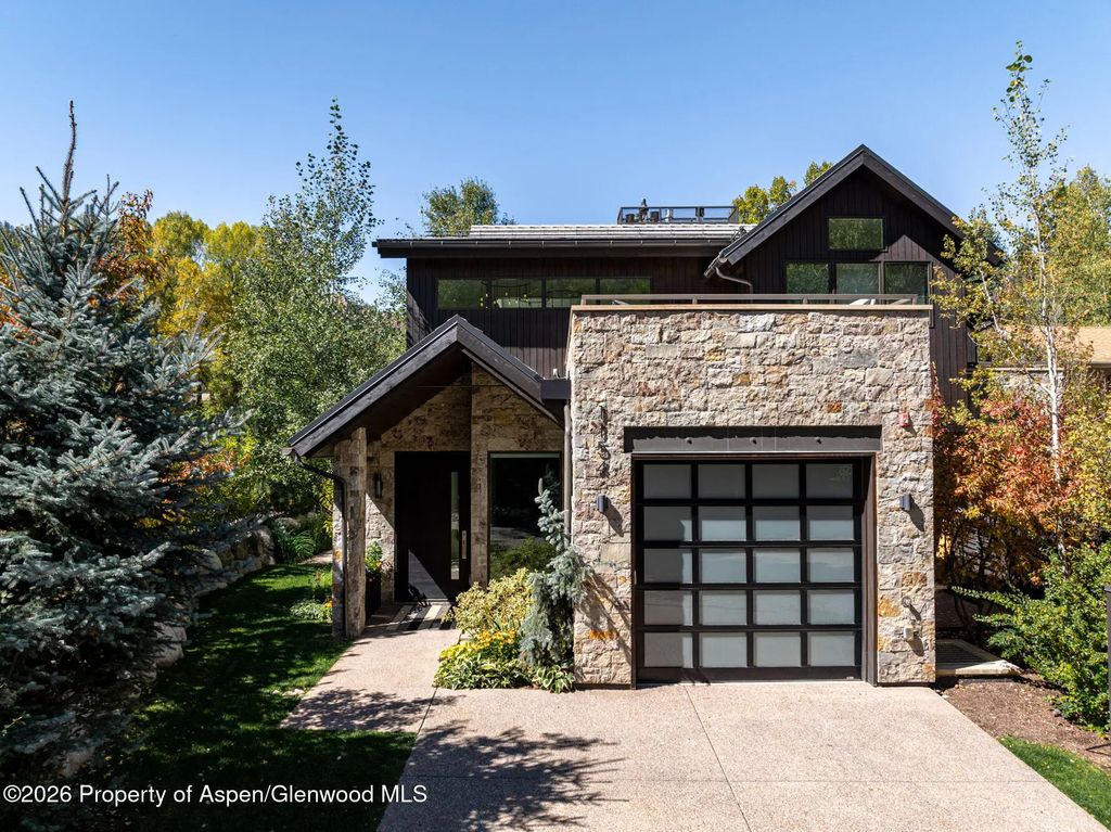 39 of 45 - 1154 E Cooper Avenue Unit B, Aspen, CO