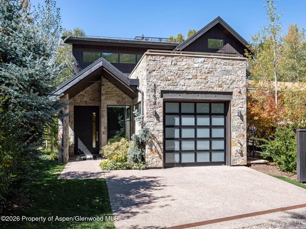 41 of 45 - 1154 E Cooper Avenue Unit B, Aspen, CO