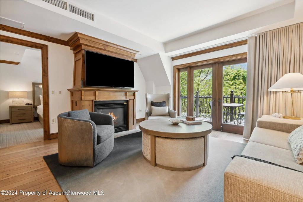10 of 27 - 415 E Dean St., Unit 37, Week 6, Aspen, CO