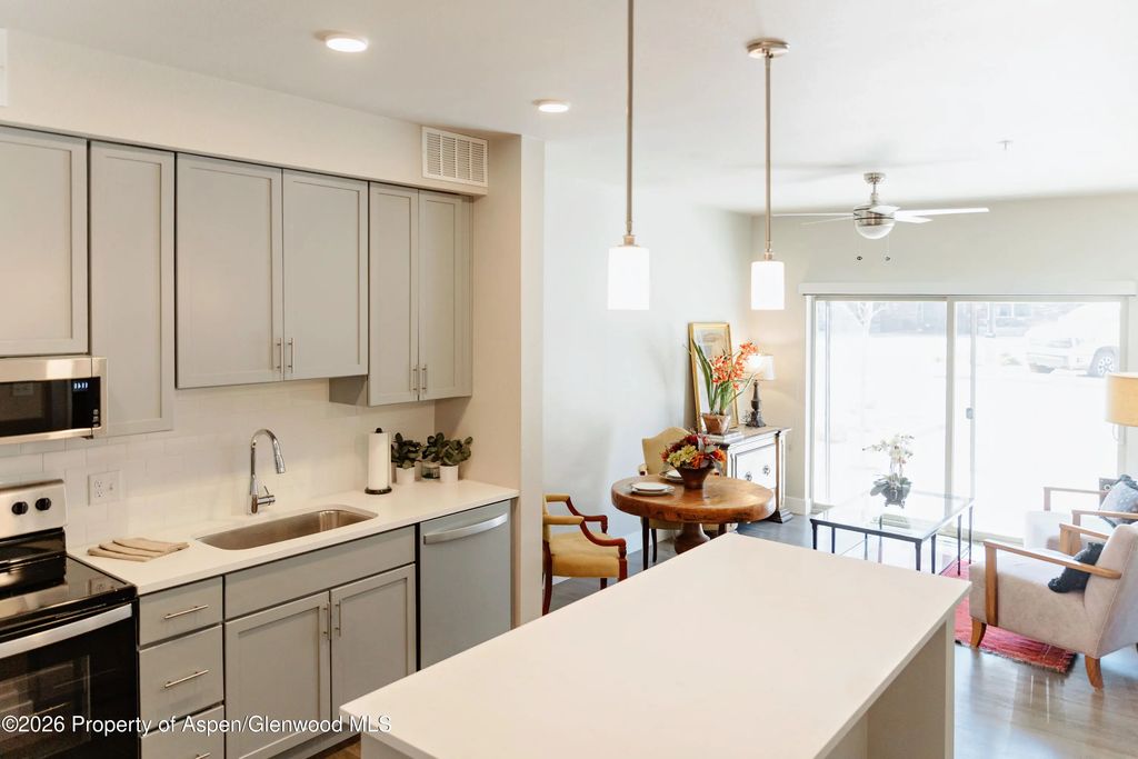 4 of 15 - 253 Wulfsohn Road 227, Glenwood Springs, CO