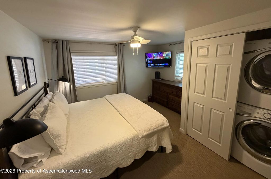 9 of 14 - 805 E Cooper Avenue 12, Aspen, CO