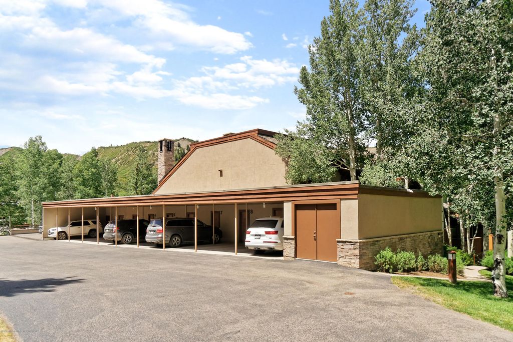 29 of 33 - 800 Ridge Road #9, Snowmass Village, CO