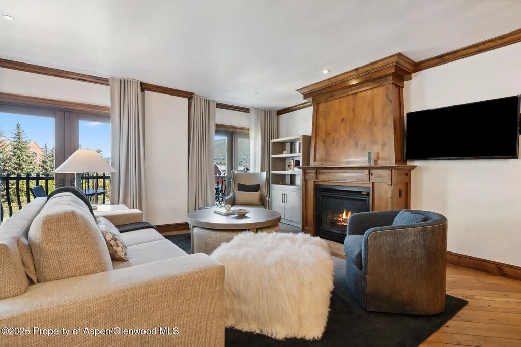 5 of 25 - 415 E Dean St, Unit 50, Week 8, Aspen, CO