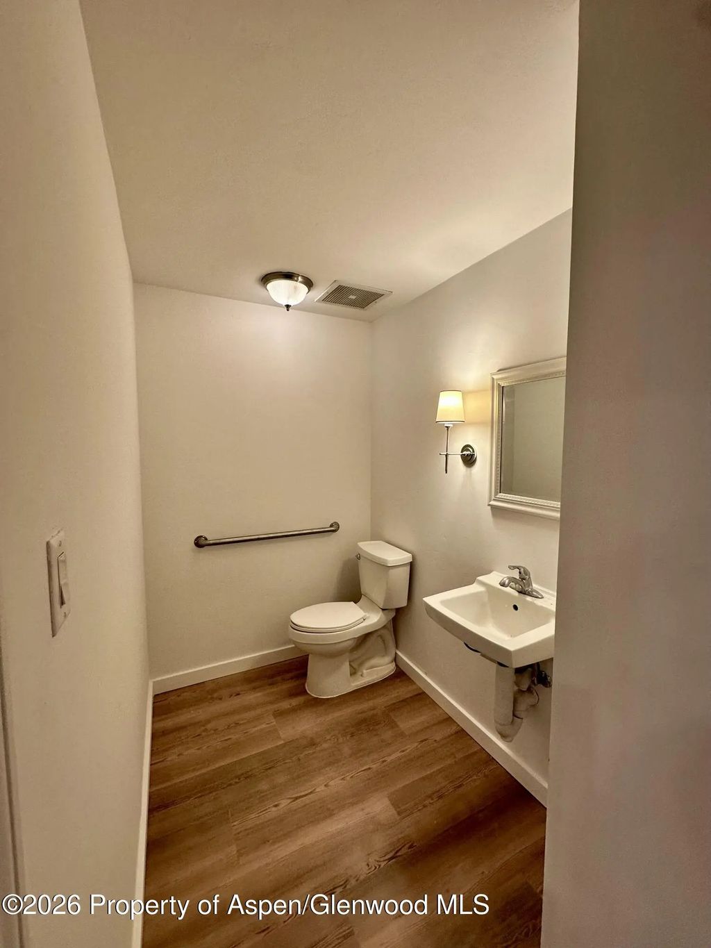 6 of 7 - 420 W Main Street 101, Aspen, CO