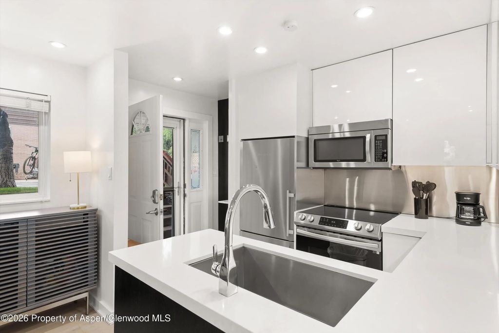 5 of 13 - 805 E Cooper Avenue 2, Aspen, CO