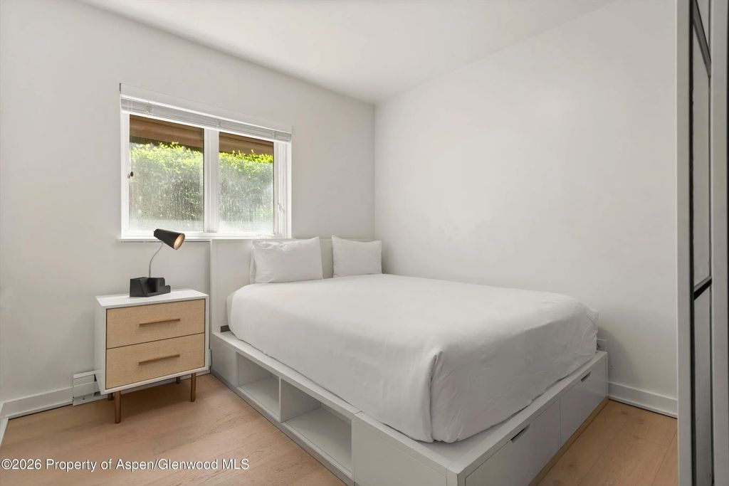 8 of 13 - 805 E Cooper Avenue 2, Aspen, CO