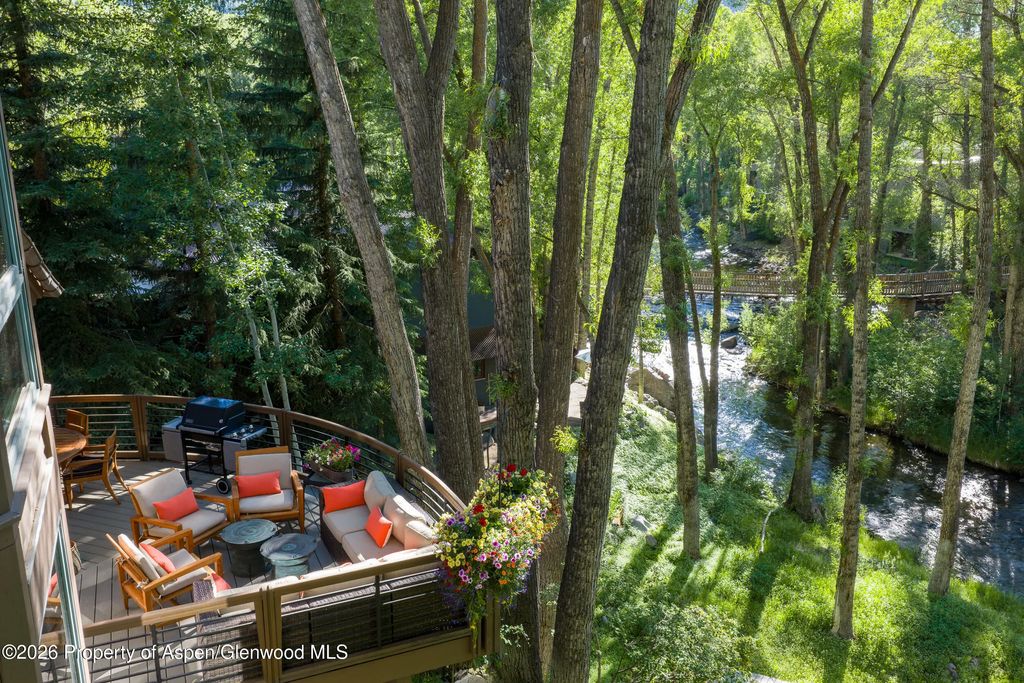 32 of 35 - 115 Neale Avenue, Aspen, CO