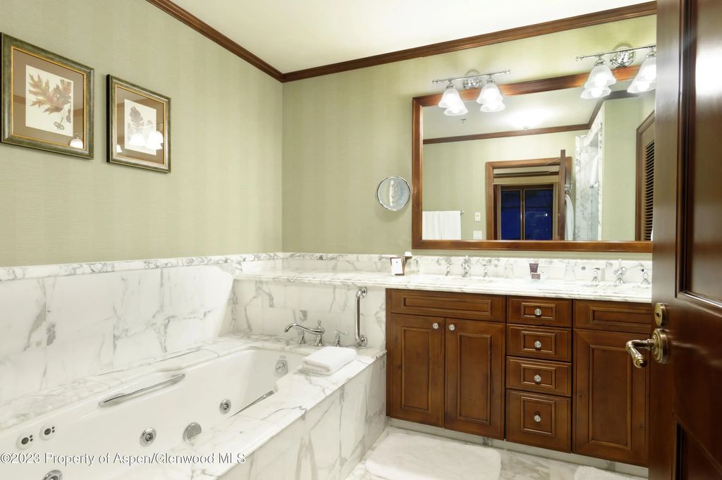 10 of 24 - 75 Prospector Road 8302-9, Aspen, CO