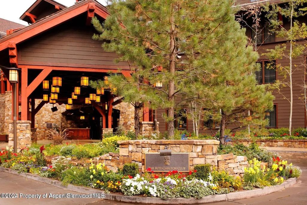 14 of 24 - 75 Prospector Road 8302-9, Aspen, CO