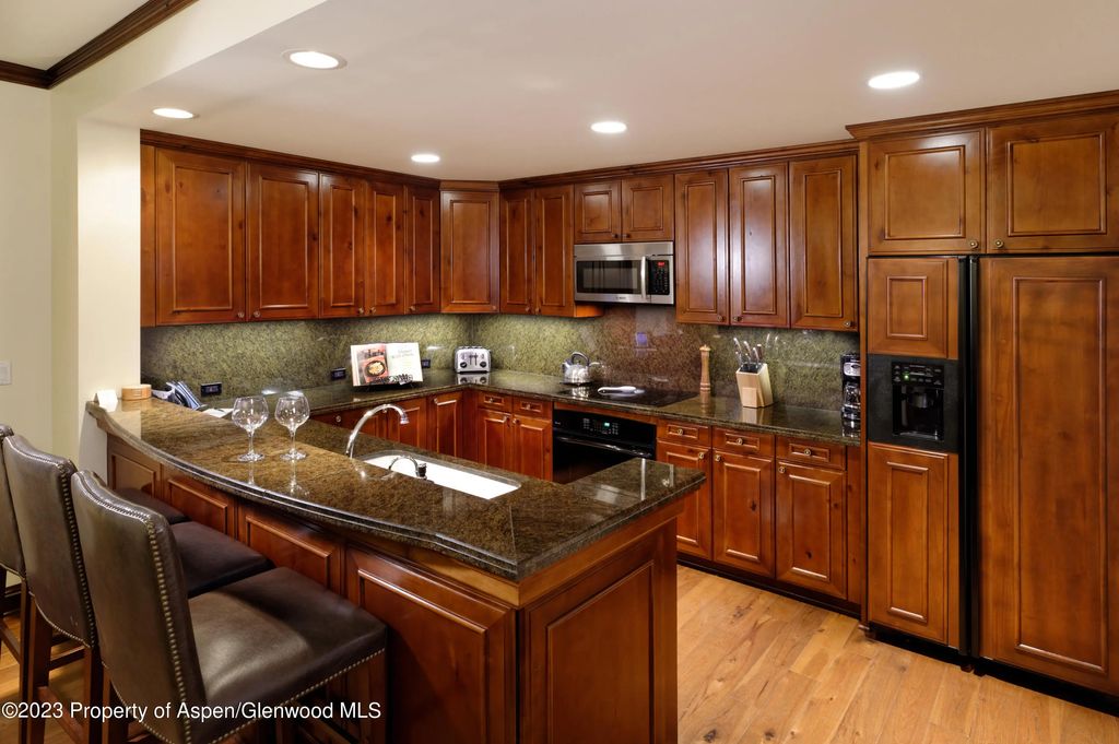 4 of 24 - 75 Prospector Road 8302-9, Aspen, CO