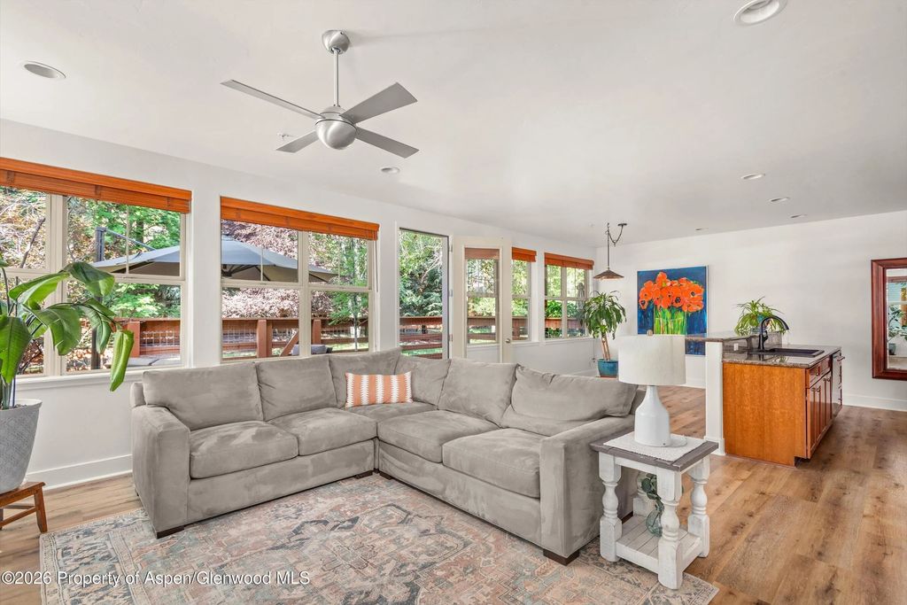 10 of 33 - 520 Evans Court, Basalt, CO