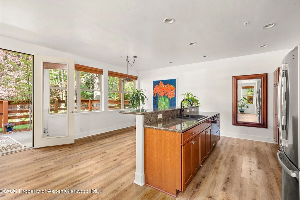 11 of 33 - 520 Evans Court, Basalt, CO