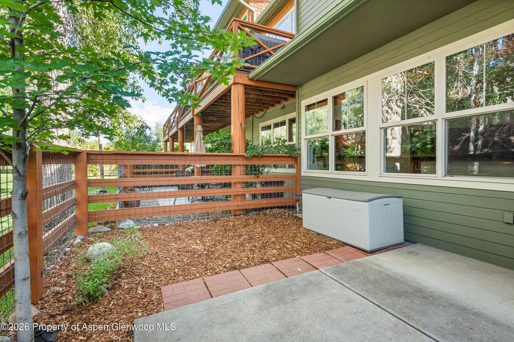 20 of 33 - 520 Evans Court, Basalt, CO