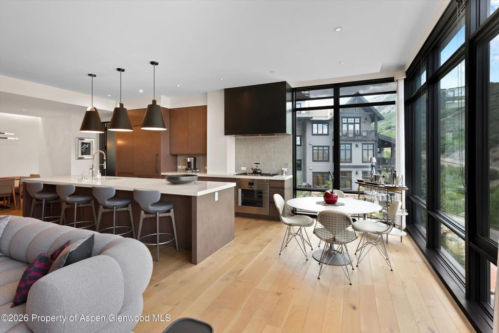 17 of 43 - 45 Wood Road 401, Snowmass Village, CO