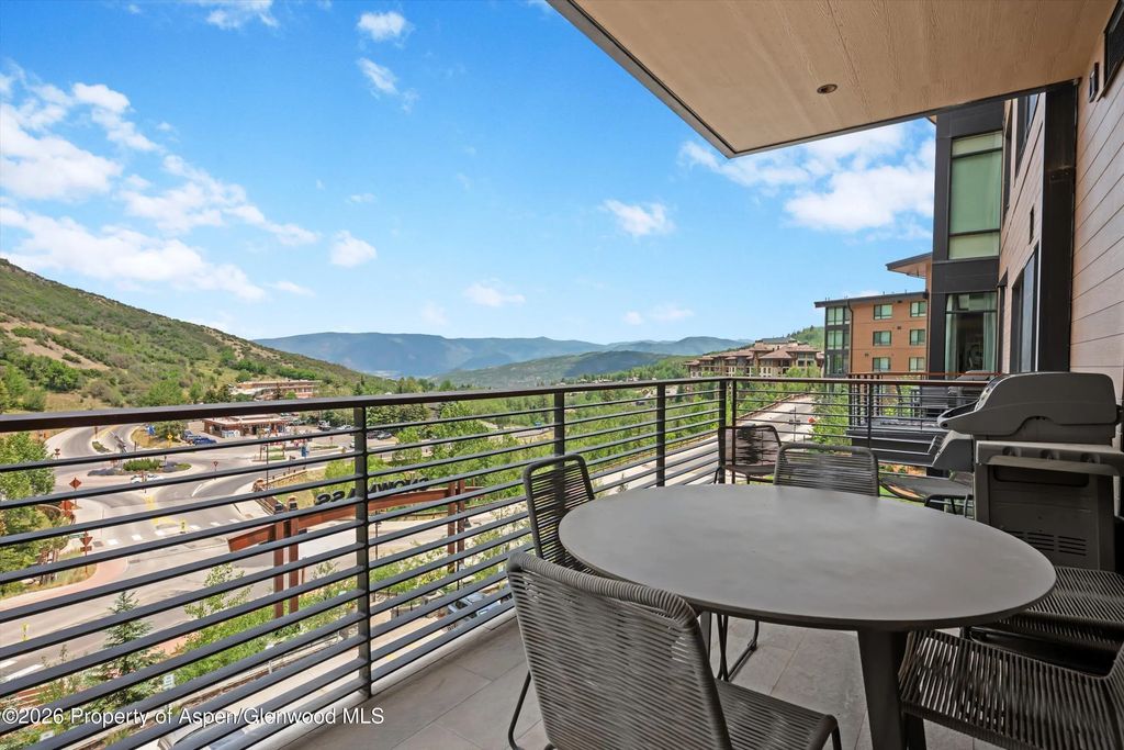21 of 43 - 45 Wood Road 401, Snowmass Village, CO